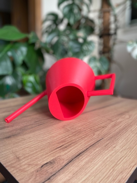 Konewka Modern Cherry Red