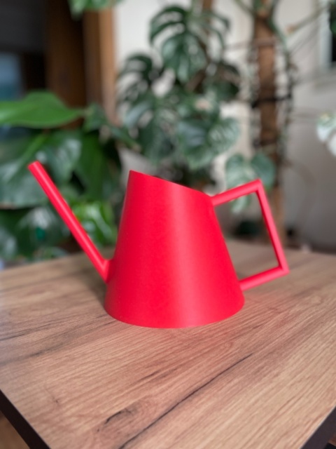 Konewka Modern Cherry Red