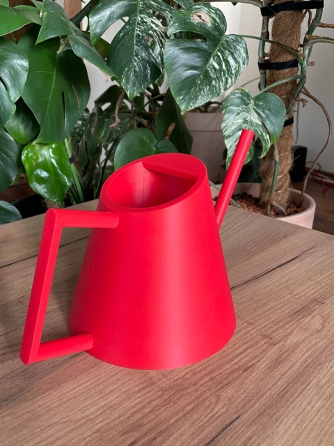 Konewka Modern Cherry Red