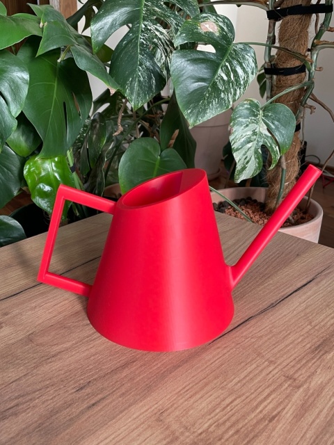 Konewka Modern Cherry Red