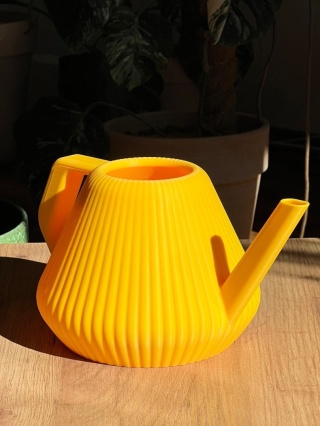 Konewka Venusta Sunny Glow