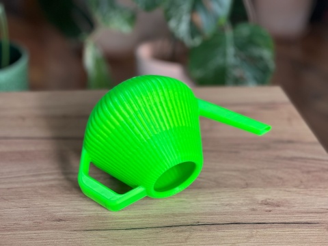 Konewka Venusta Lime Twist