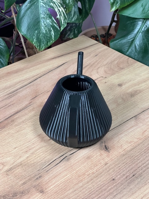 Konewka Venusta Midnight Flow